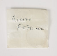 Lente nella sua busta protettiva