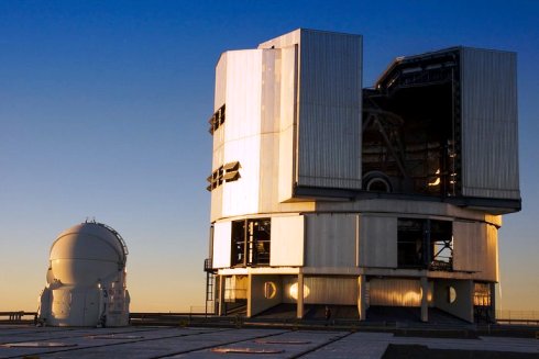  VLT telescope 