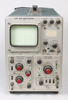 Oscilloscopio Tektronix 561B
