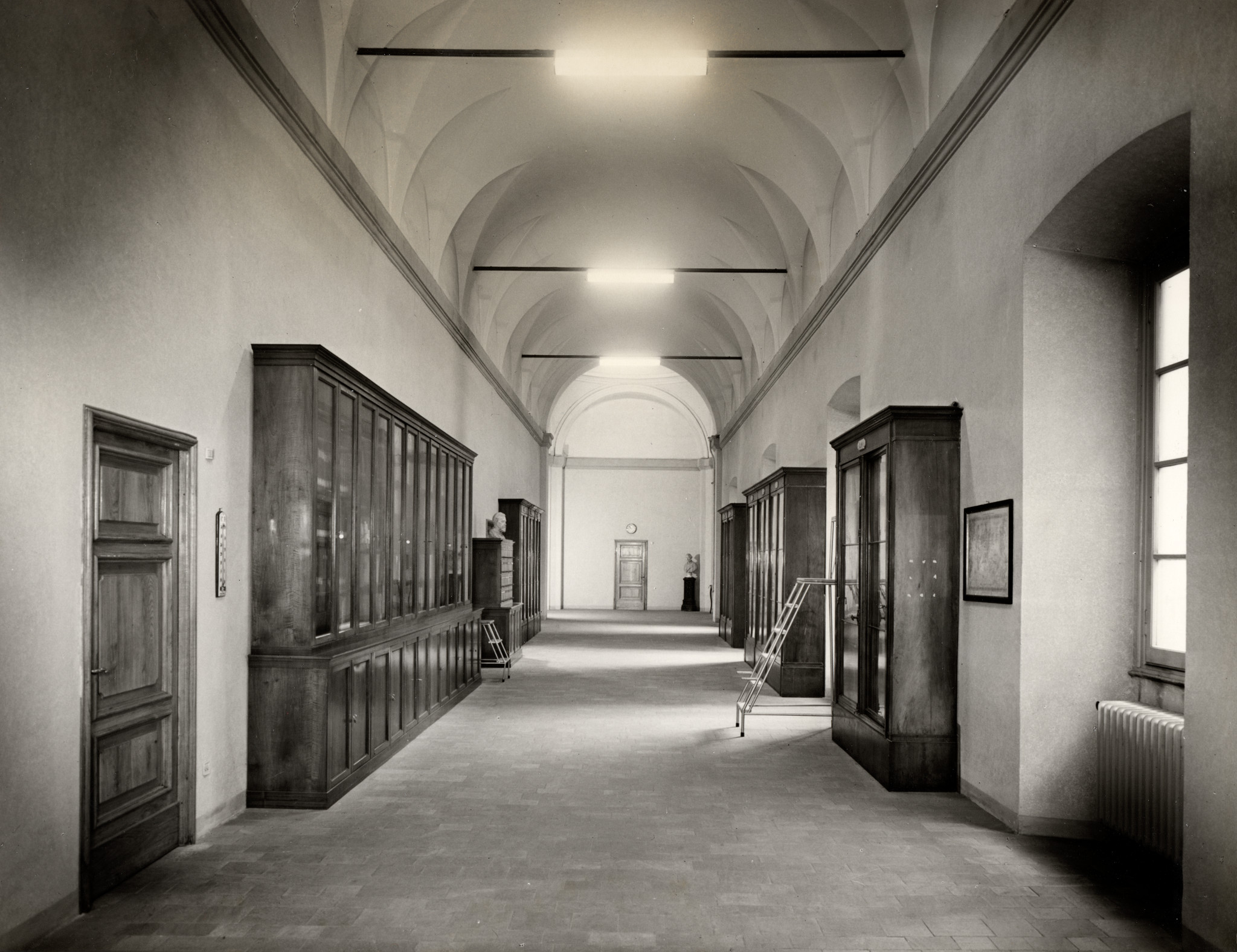 Corridoio di ingresso dell'Osservatorio nel 1958